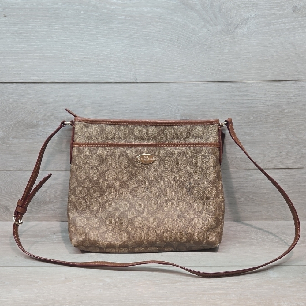 Coach Women Logo Monogram Crossbody Bag Purse